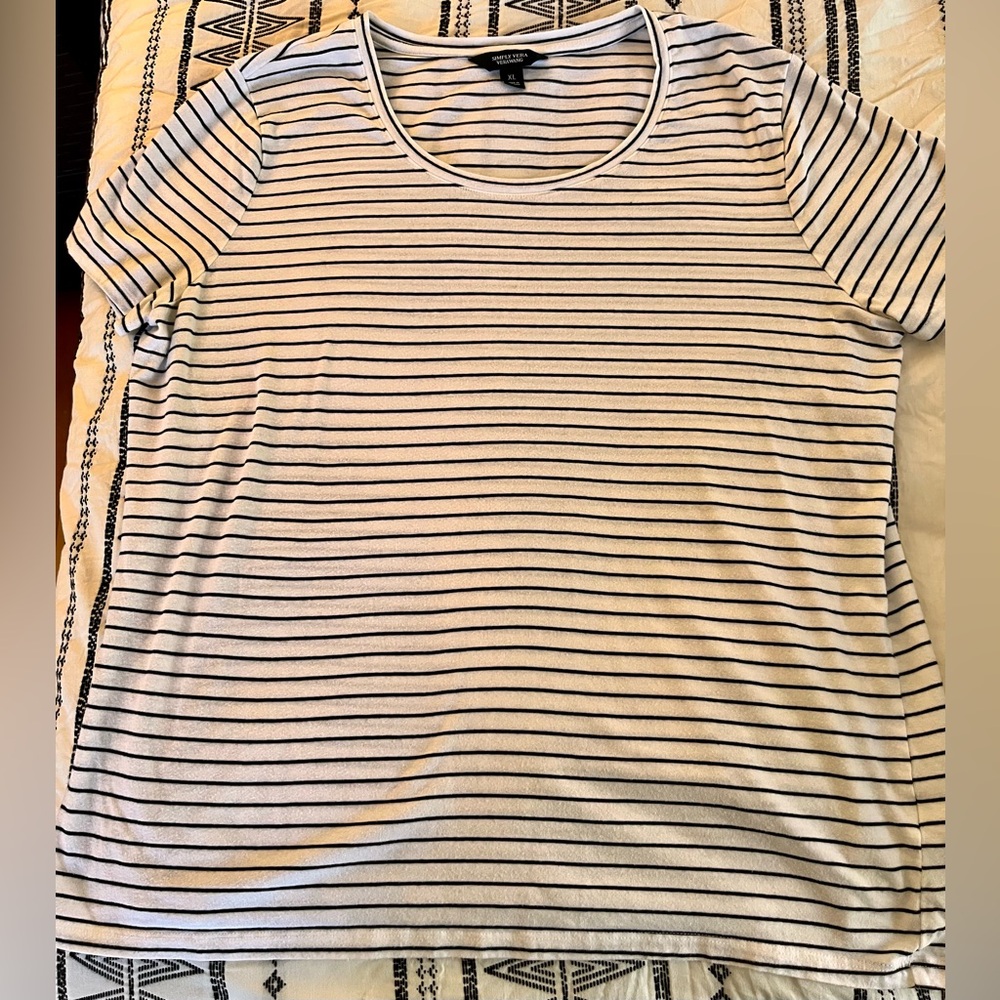 Simply Vera Tee Shirt
White with Black Stripes